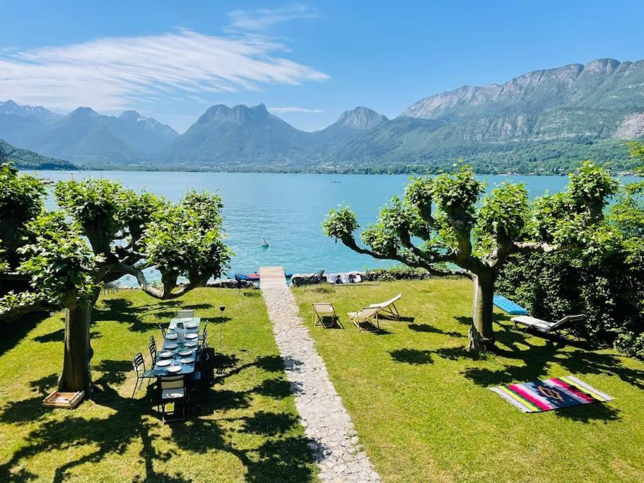 Les Clapotis Chambres Pieds Dans L Eau Lac D Annecy Angon Exteriér fotografie